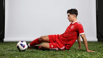 El Bicho no pudo encontrar el gol en su visita al Claudio Chiqui Tapia y sumó un punto tras un partido interrumpido por...