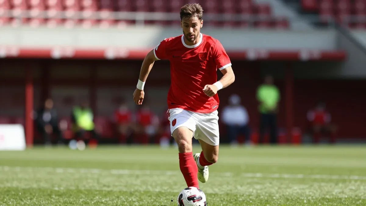 Argentinos Juniors se impuso con claridad por 3-0 ante Estudiantes RC el 28 de julio, dominando con un 70% de posesión y...